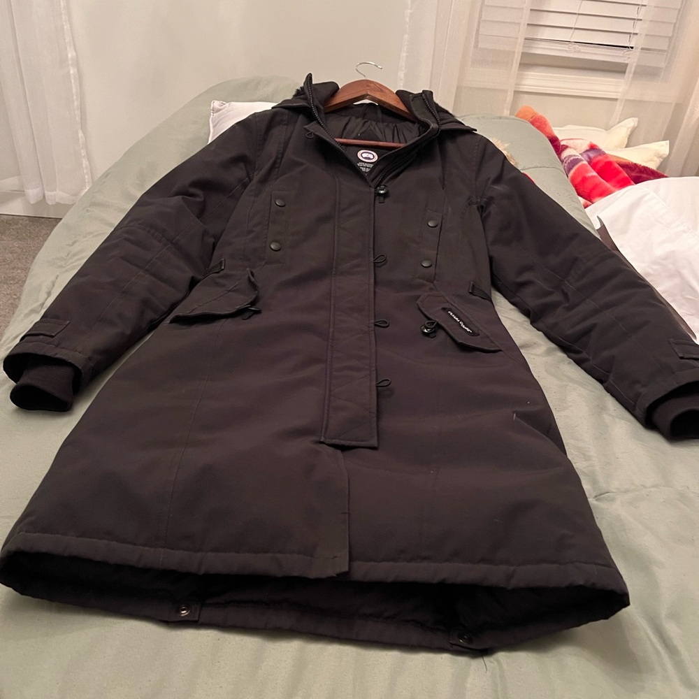 EUC CANADA GOOSE Authentic Black Parka Jacket For Cold Winter It Makes You Warm